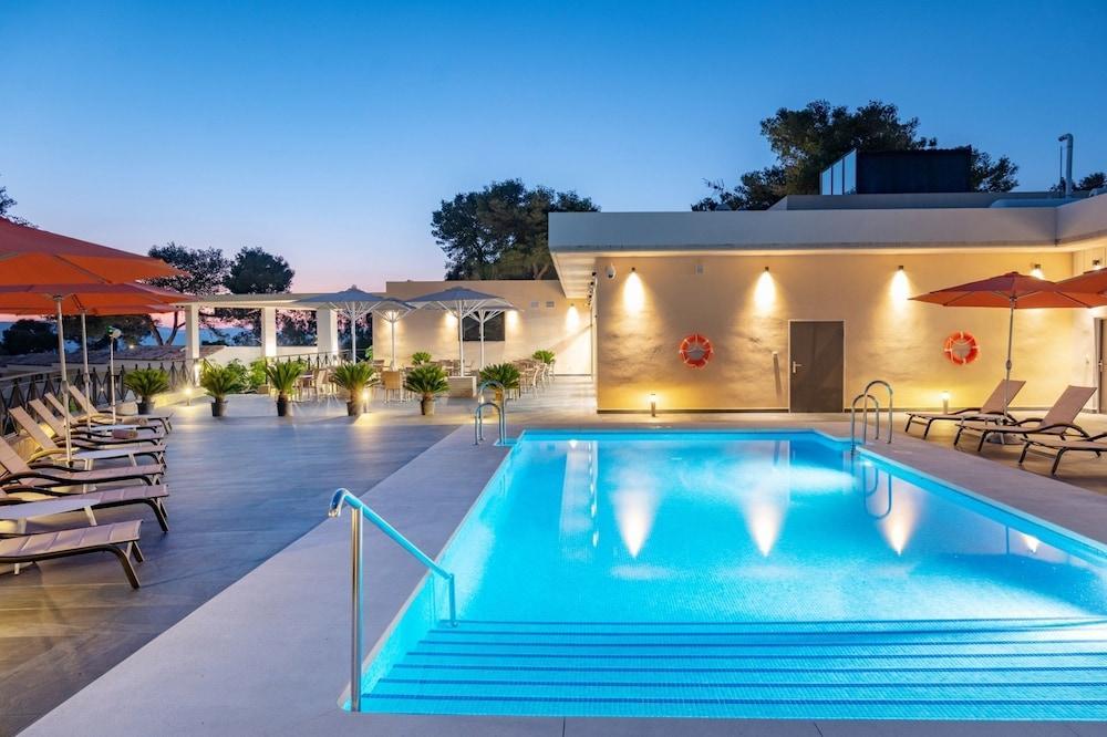 Hotel Admiral San Roque Экстерьер фото