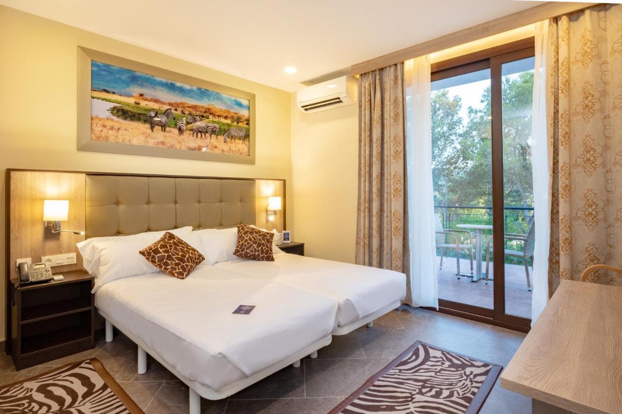 Hotel Admiral San Roque Экстерьер фото